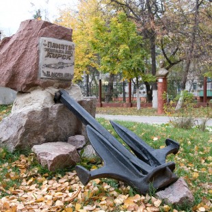 Фотография памятника Памятник экипажу подводной лодки Курск