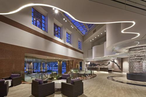 Фотография гостиницы Hilton Long Beach Hotel