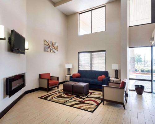 Фотография гостиницы Quality Inn Olive Branch