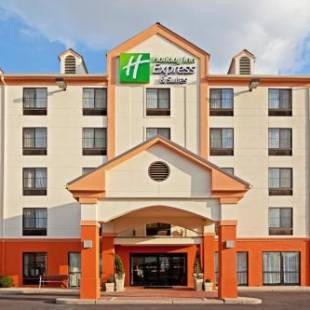 Фотографии гостиницы 
            Holiday Inn Express Hotel & Suites Meadowlands Area, an IHG Hotel