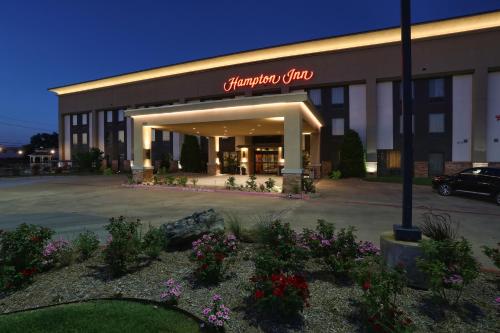 Фотография гостиницы Hampton Inn Paris