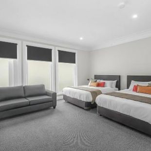 Фотография гостиницы Horse and Jockey Hotel Homebush