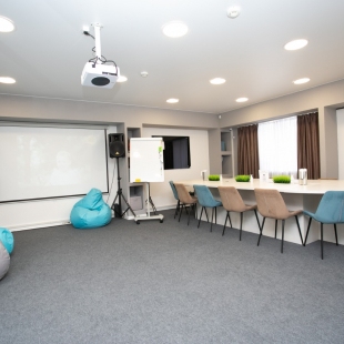 Фотография конференц-зала LEVEL UP