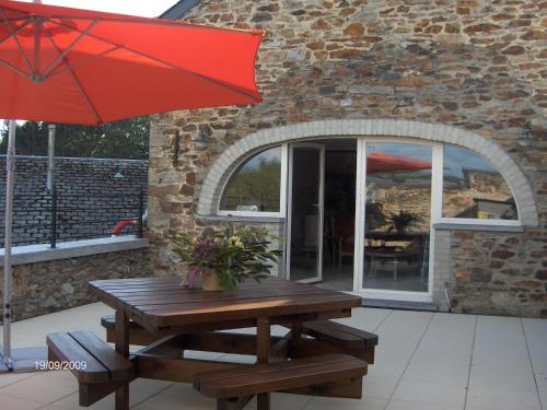 Фотография гостевого дома Magnificent Holiday Home in Libin with Barbecue