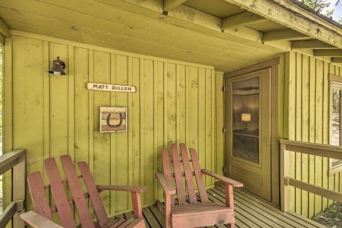 Фотографии гостевого дома 
            Ranch Cabin with 50 Acres, 1 Mi to Raystown Lake