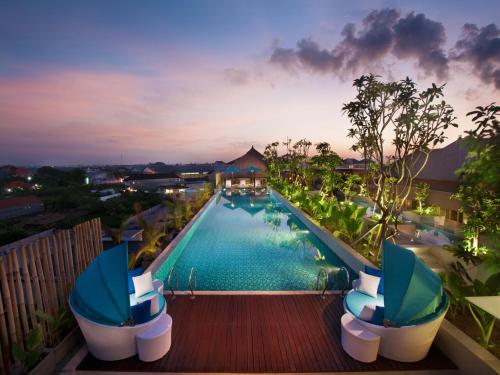 Фотографии гостиницы 
            Ramada by Wyndham Bali Sunset Road Kuta