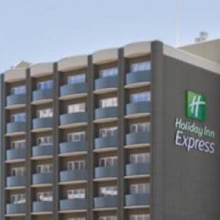 Фотографии гостиницы 
            Holiday Inn Express & Suites South Bend - South, an IHG Hotel