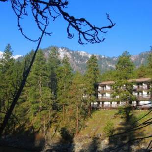 Фотографии мини отеля 
            Alpine Rivers Inn