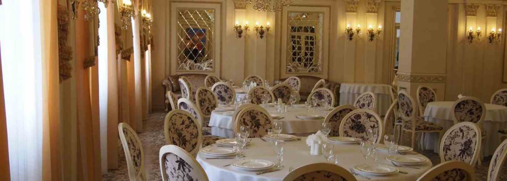 Фотография банкетного зала Версаль