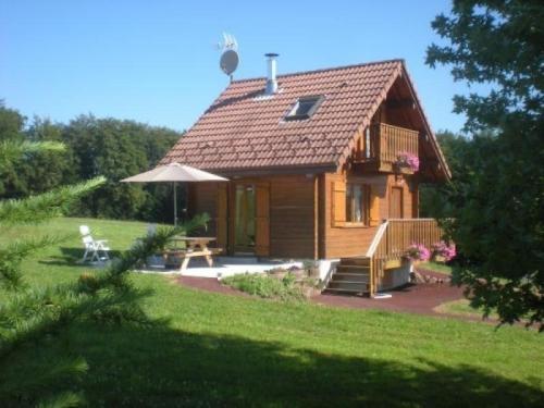 Фотографии гостевого дома 
            Chalet Le Val-d'Ajol, 2 pièces, 2 personnes - FR-1-589-230