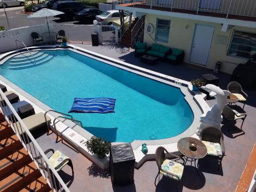 Фотография мотеля Ashley Brooke Beach Resort