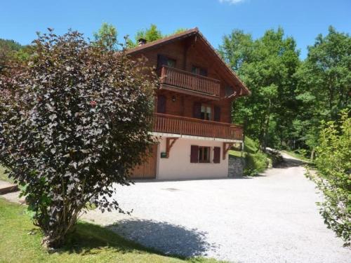 Фотография гостевого дома Chalet Le Menil, 5 pièces, 5 personnes - FR-1-589-107