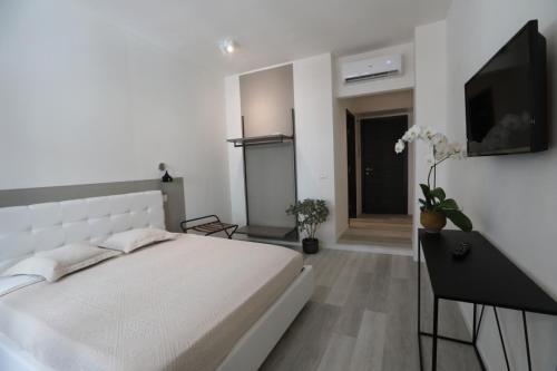 Фотографии мини отеля 
            b&b boutique four rooms bari