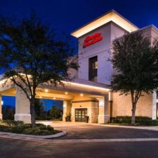 Фотографии гостиницы 
            Hampton Inn and Suites Schertz