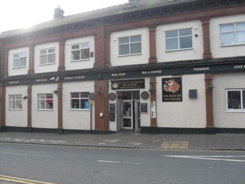 Фотография гостиницы The Bear On The Square