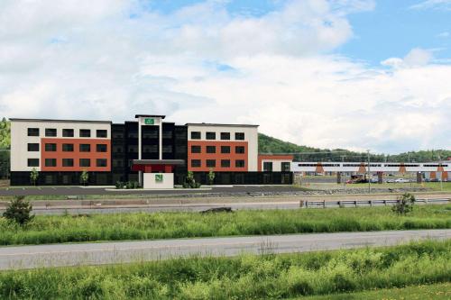 Фотография гостиницы Quality Hotel & Conference Centre