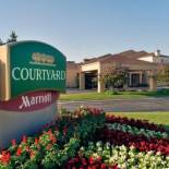 Фотография гостиницы Courtyard by Marriott Chicago Waukegan / Gurnee