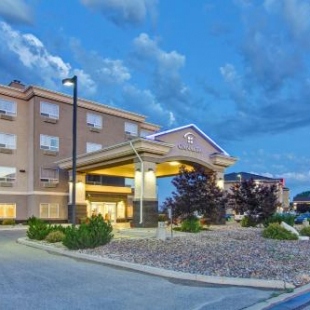 Фотография гостиницы Canalta Hotel Weyburn