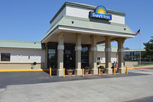 Фотографии мотеля
Days Inn by Wyndham Clinton
