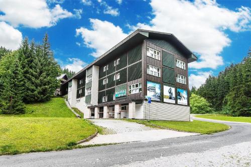 Фотография гостиницы Hotel Lenka