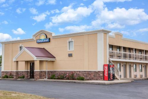 Фотография мотеля Days Inn by Wyndham Fort Wayne