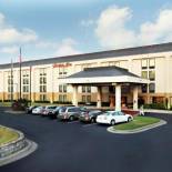 Фотография гостиницы Hampton Inn Atlanta-Cumberland Mall/Cobb Galleria Area