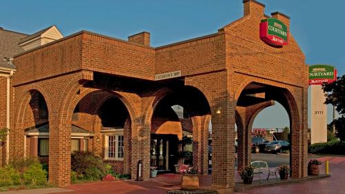 Фотография гостиницы Courtyard Winston-Salem University