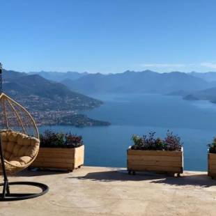 Фотографии мини отеля 
            Private Luxury Spa & Silence Retreat with Spectacular View over the Lake Maggiore