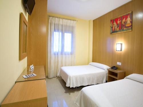 Фотография гостевого дома Hostal Acueducto Los Milagros