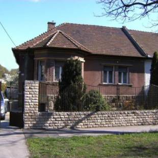 Фотографии гостевого дома 
            Ferienhaus in Budapest mit Garten