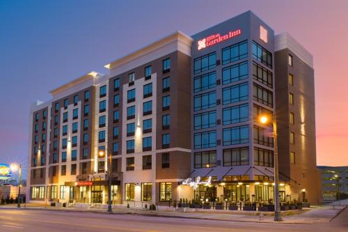Фотография гостиницы Hilton Garden Inn Memphis Downtown