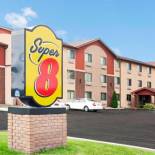 Фотография гостиницы Super 8 by Wyndham Romeoville Bolingbrook