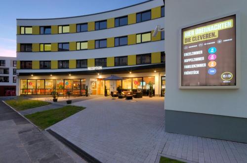 Фотография гостиницы B&B Hotel Schweinfurt-City
