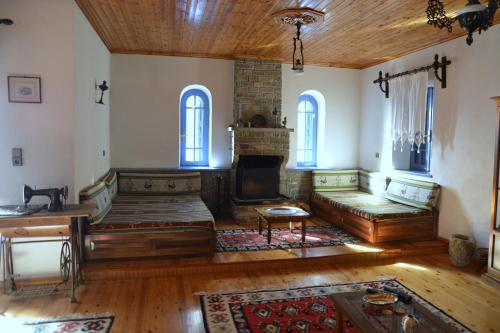 Фотография гостевого дома Petroto house