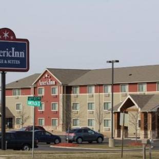 Фотографии гостиницы 
            AmericInn by Wyndham Cedar Rapids/CID Airport