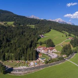 Фотографии гостиницы 
            Hotel Berghof