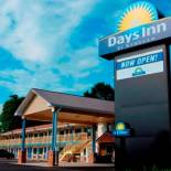 Фотография мотеля Days Inn by Wyndham Charles Town