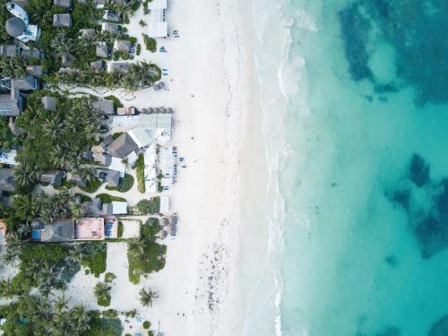 Фотографии гостиницы 
            Coco Tulum Beach Club Hotel