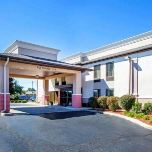 Фотография гостиницы Comfort Inn Dayton - Huber Heights