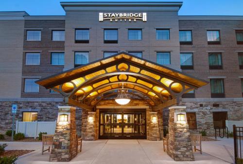 Фотографии гостиницы 
            Staybridge Suites - Sterling Heights -Detroit Area, an IHG Hotel