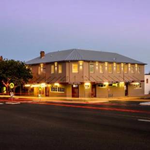 Фотографии гостиницы 
            Pier Hotel Coffs Harbour