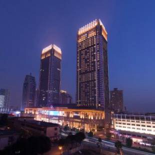 Фотографии гостиницы 
            Hilton Zhongshan Downtown