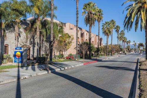 Фотография гостиницы Comfort Inn Pomona Near FairPlex