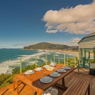 Фотография гостевого дома Panoramic Paku - Tairua Holiday Home