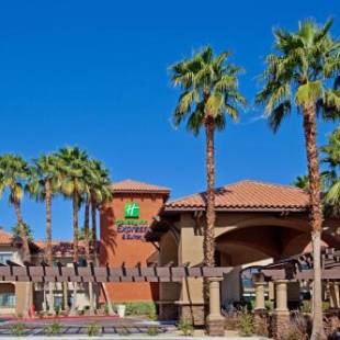 Фотографии гостиницы 
            Holiday Inn Express & Suites Rancho Mirage, an IHG Hotel