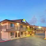 Фотография гостиницы Days Inn by Wyndham East Albuquerque