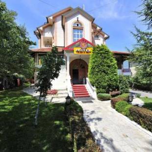 Фотографии гостиницы 
            Hotel Sucevic Garni