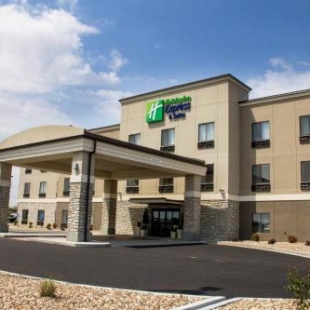 Фотография гостиницы Holiday Inn Express and Suites Sikeston, an IHG Hotel