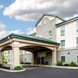 Фотография гостиницы Quality Inn & Suites Fishkill South near I-84