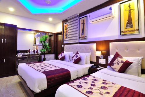 Фотографии гостиницы 
            Hotel Nirmal Mahal 5 min walk From New Delhi Railway Station